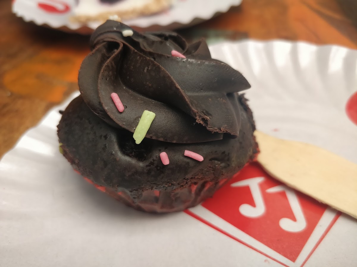 JJ Bakers- Heaven Can Wait - Bakery in Hazratganj, 