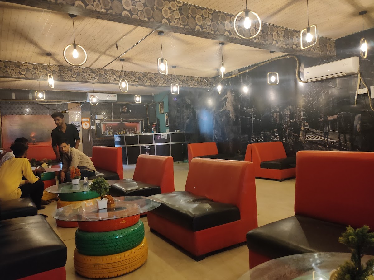Altitude - Bar in Kaiser Bagh, 
