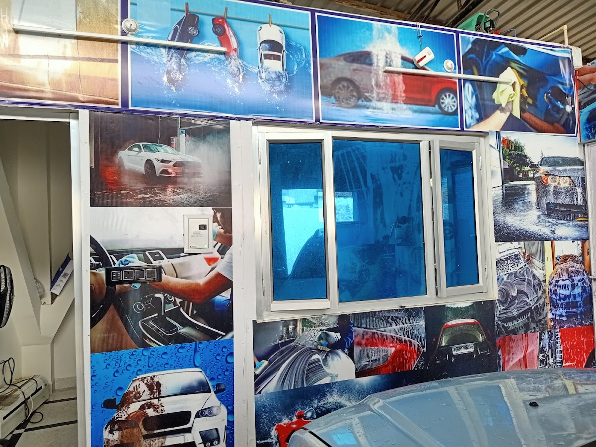 Snap Wash - Car Wash in Kaiser Bagh, 