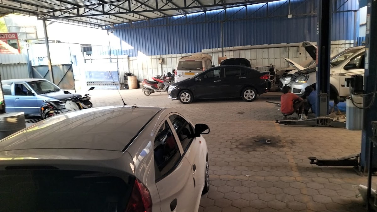 Gomechanic - Car Wash in Lalbagh, 