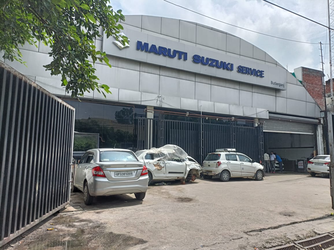 Maruti Suzuki Service (Bright 4 Wheel) - Car Wash in Hazratganj, 
