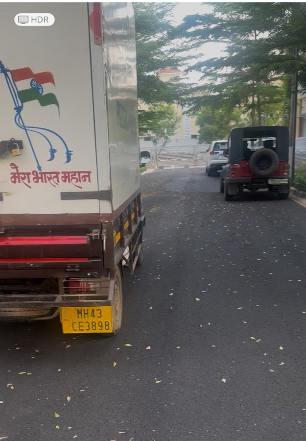 Nesle Packer And Movers - Courier Service in Vrindavan Colony, 
