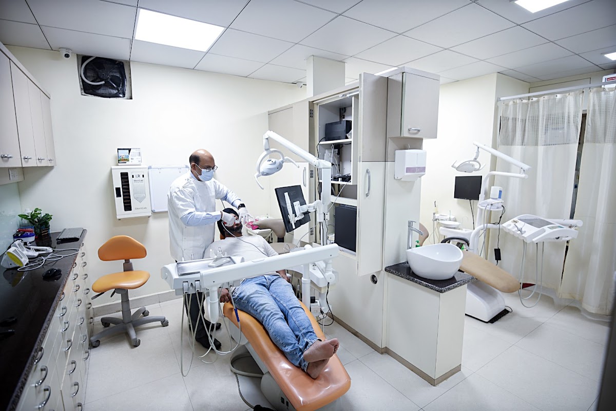 Smylexl Dental Clinic - Dentist in Ashiyana, 