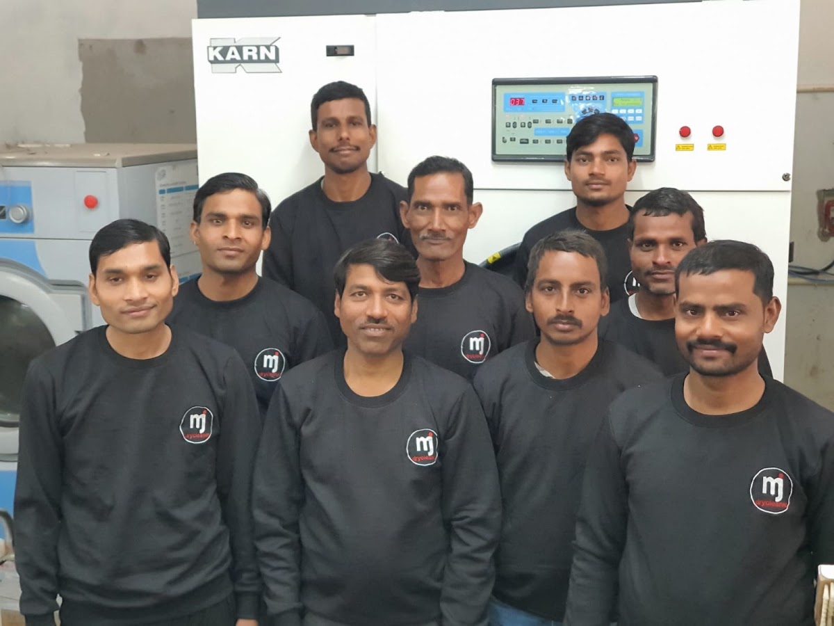 Mr Johnny Dry Cleaners - Laundry in Gomti Nagar, 