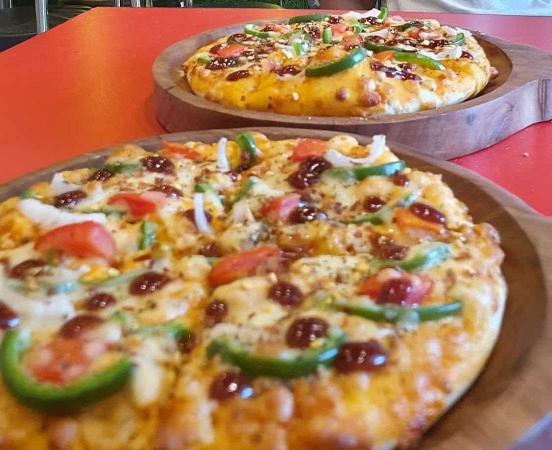 Sizzling Pizza - Pizza in Aminabad, 