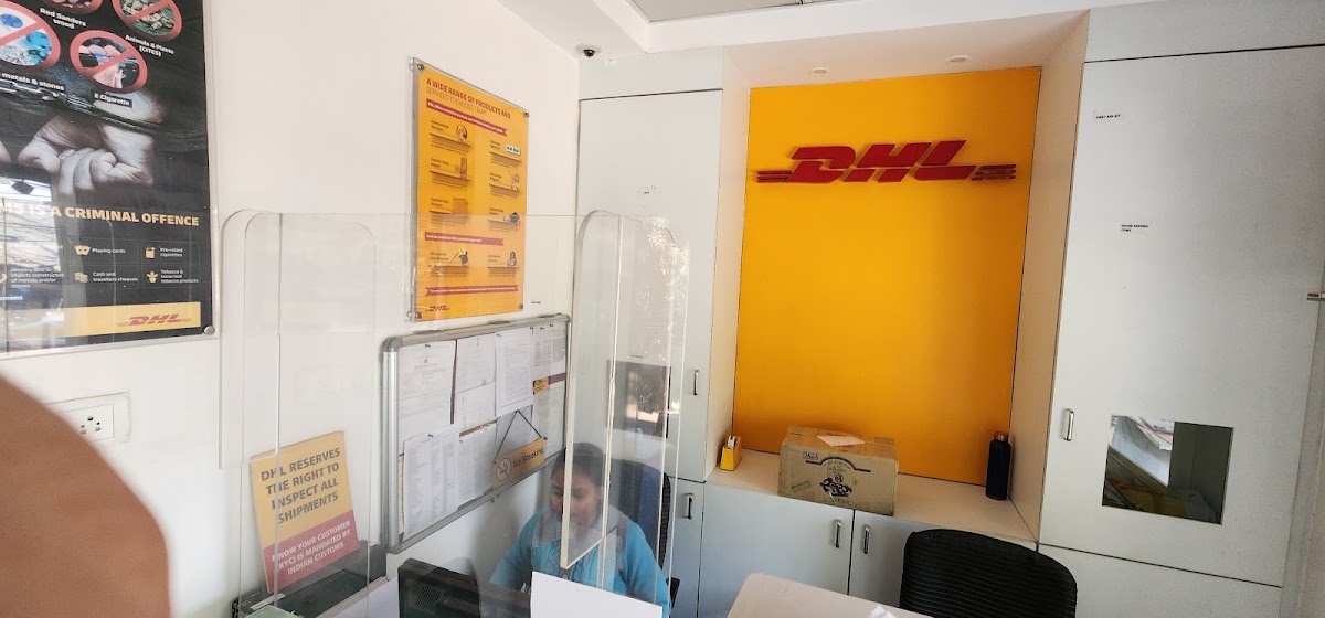 DHL Blue Dart Service Point - Courier Service in Gomti Nagar, 