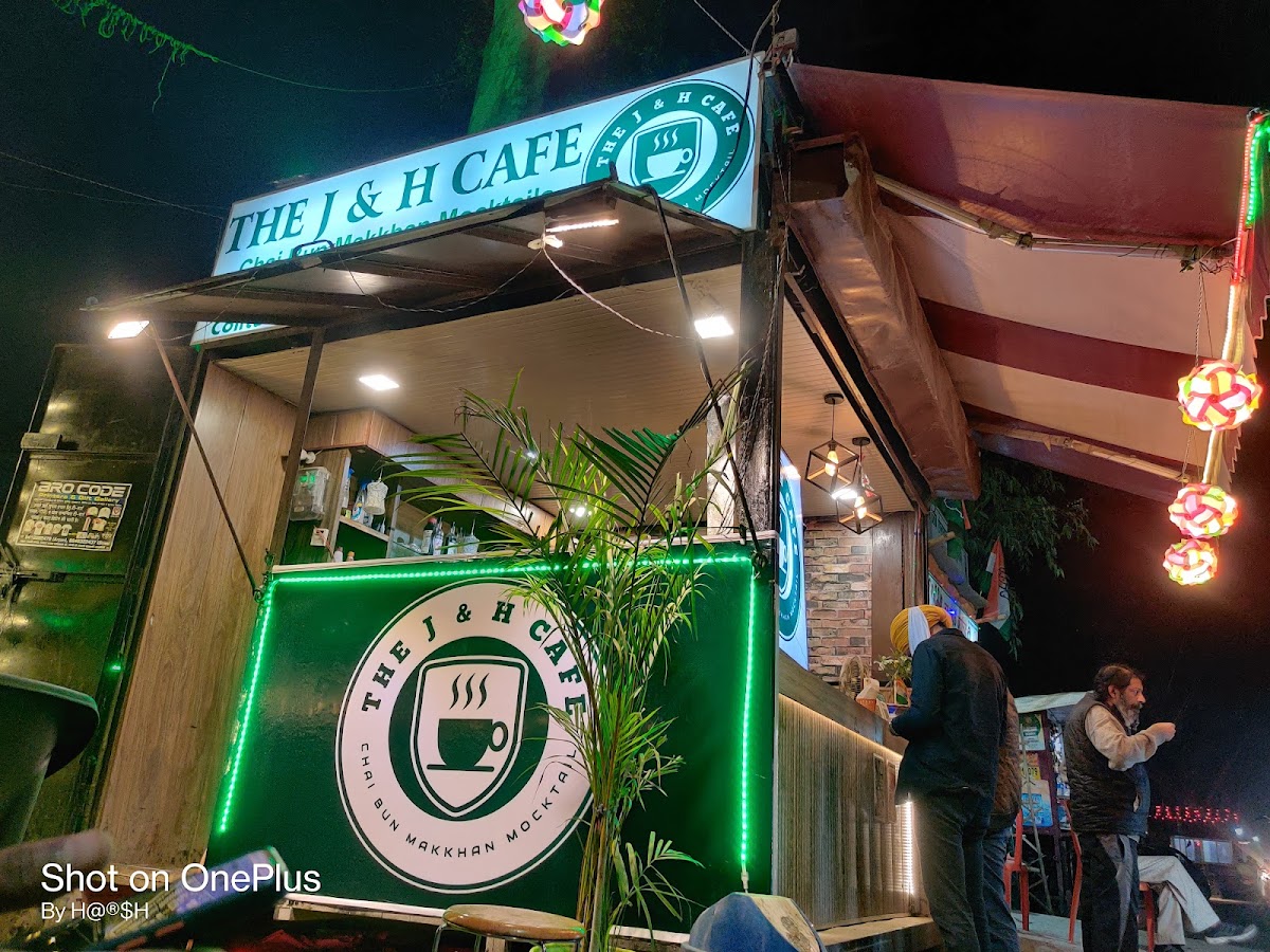 THE J&H CAFE - Cafe / Coffee Shop / Tea in Charbagh, 