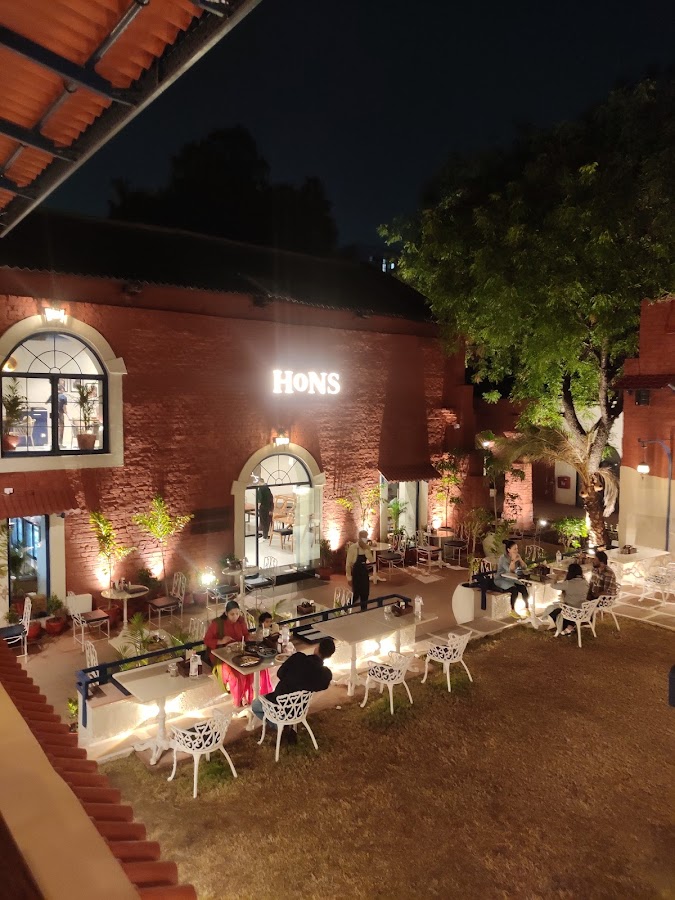 Le Press, Lucknow - Cafe / Coffee Shop / Tea in Hazratganj, 