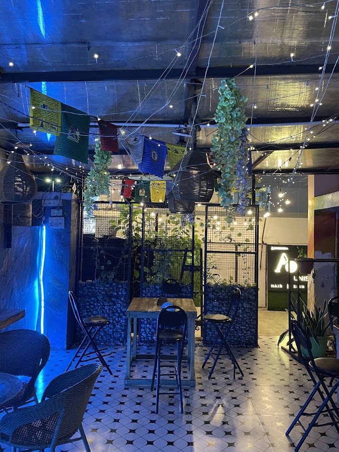Gulli's Cafe - Cafe / Coffee Shop / Tea in Indira Nagar, 