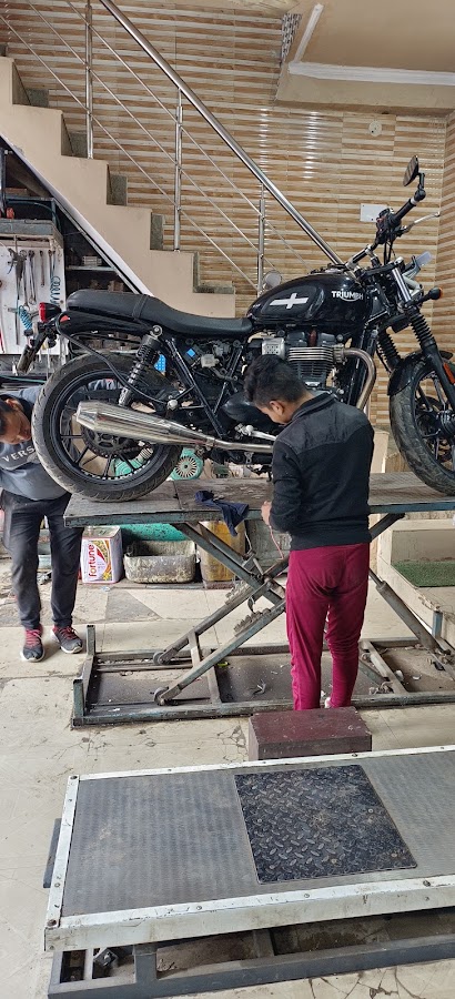 Bikefixup - Bike Service Online At Doorstep - Bike Repair in New Hyderabad, 