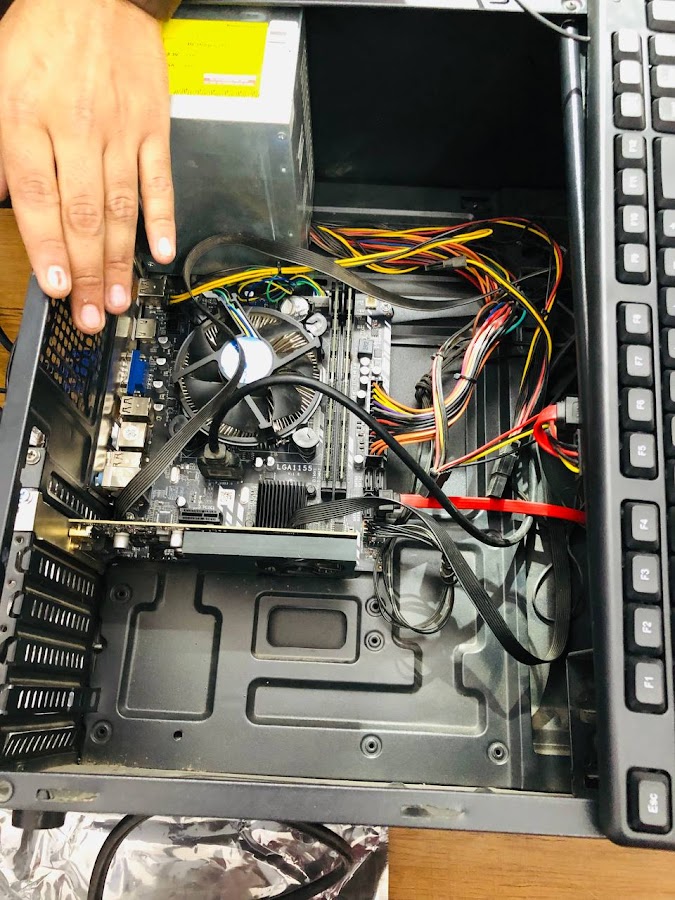 Tech Point - Computer Repair in Hazratganj, 
