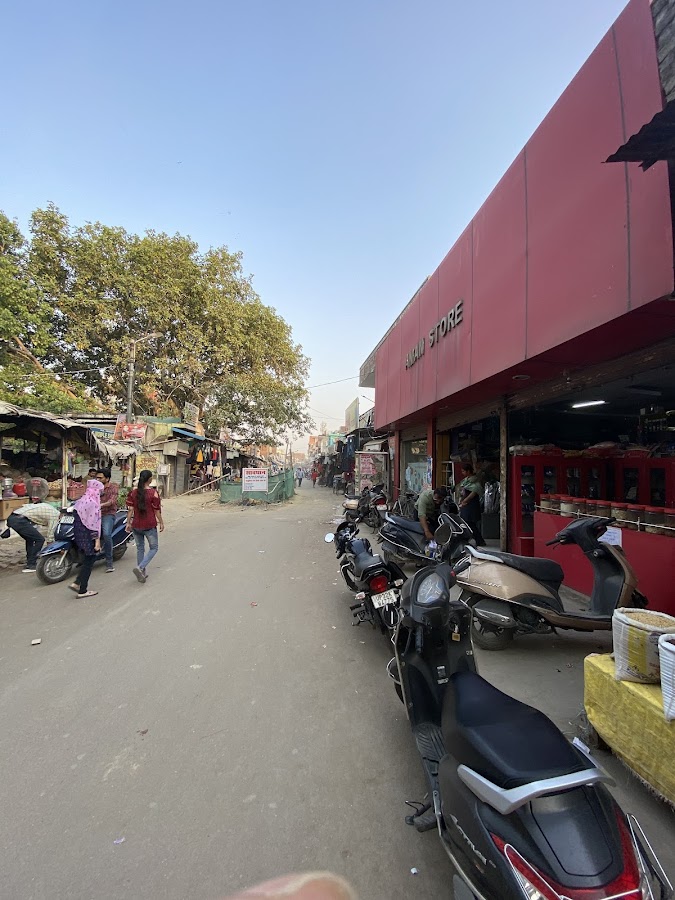 Aman Stores - Grocery / Kirana Store in Alambagh, 