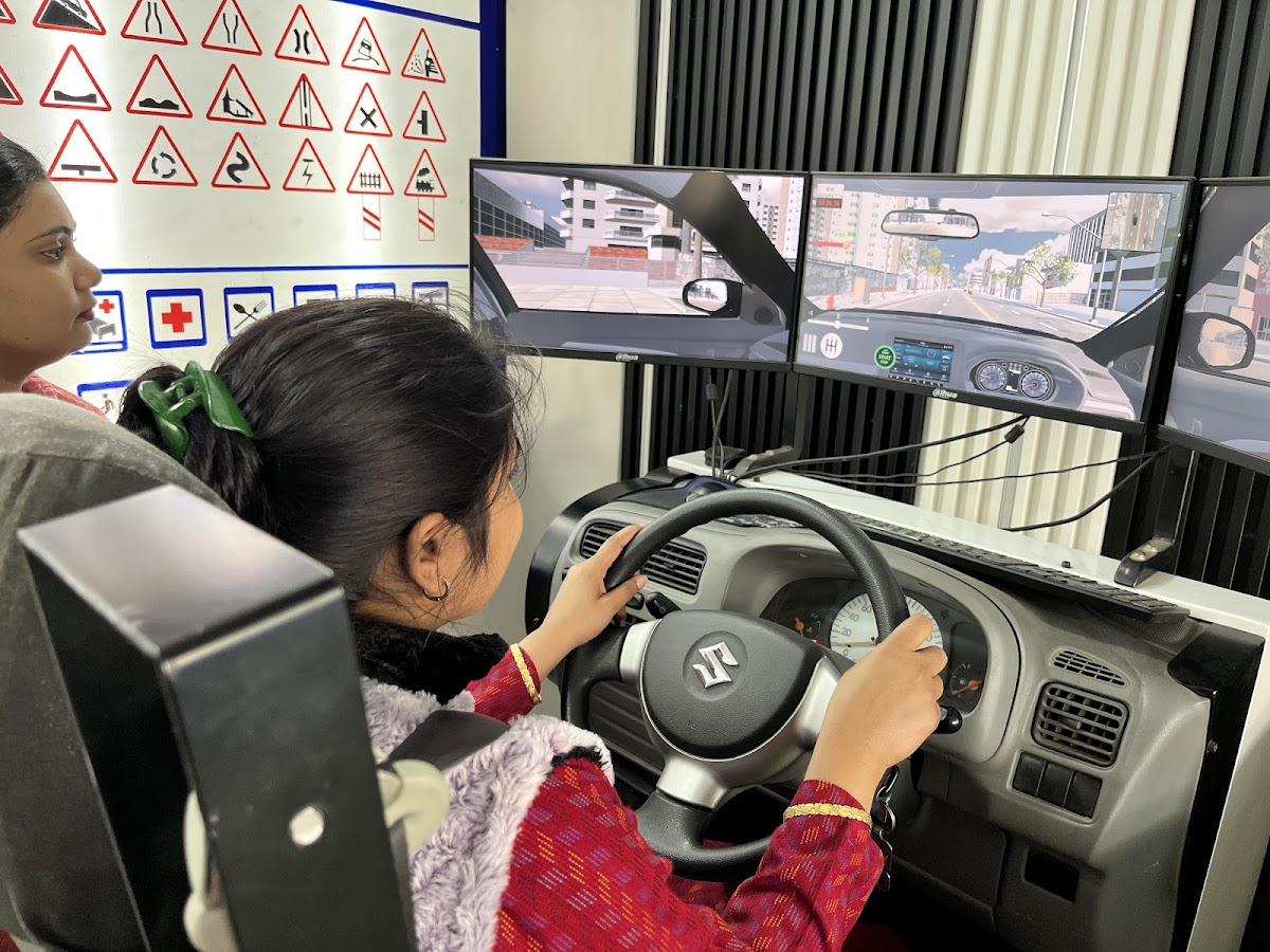 Ratan Motor Training School - Driving School in Rajajipuram, 