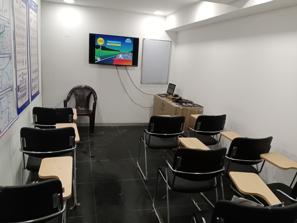 Maruti Driving School [Mega Motors] - Driving School in Gomti Nagar, 