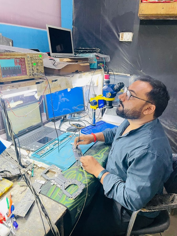 Globle IT Solution - Computer Repair in Lalbagh, 