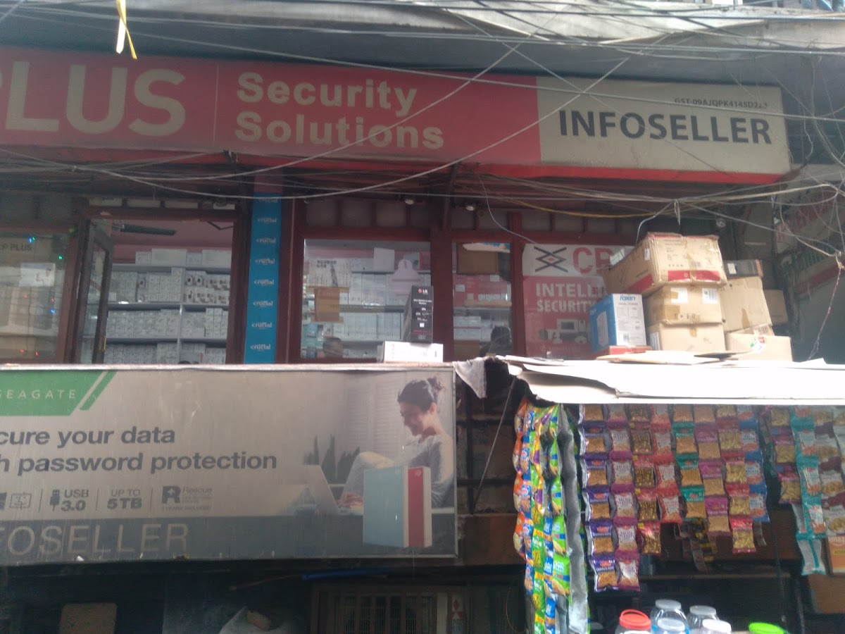 Naza Market Hazratganj Lucknow - Computer Repair in Hazratganj, 