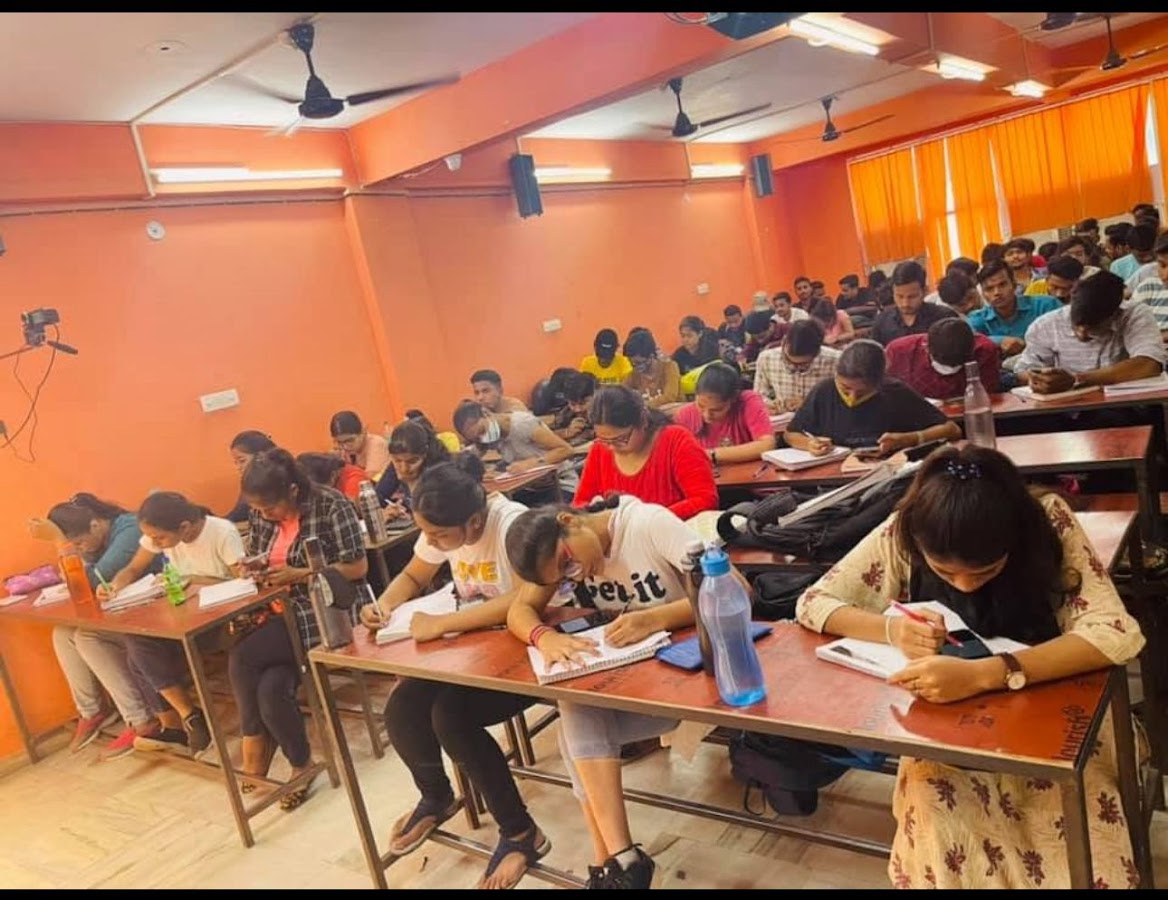 Prabhat Pathak Classes - CA in Hazratganj, 