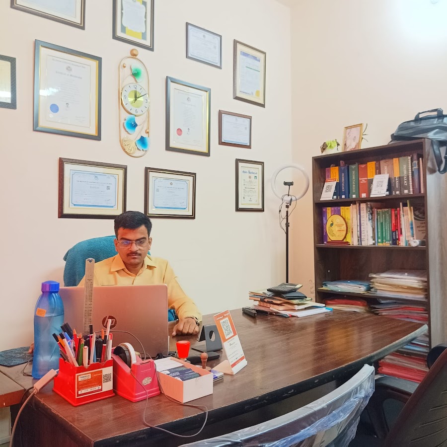 CA Akash Mehrotra - CA in Aminabad, 