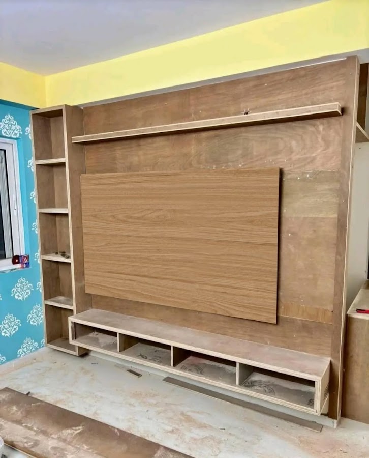 Mr. Wood - Carpenter in Telibagh, 