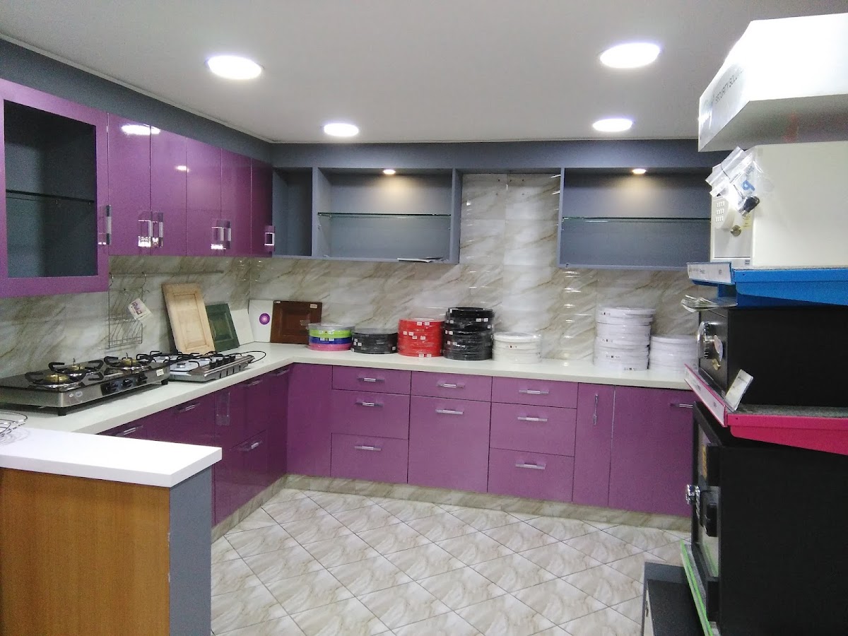 Ply Home - Carpenter in Naka Hindola, 