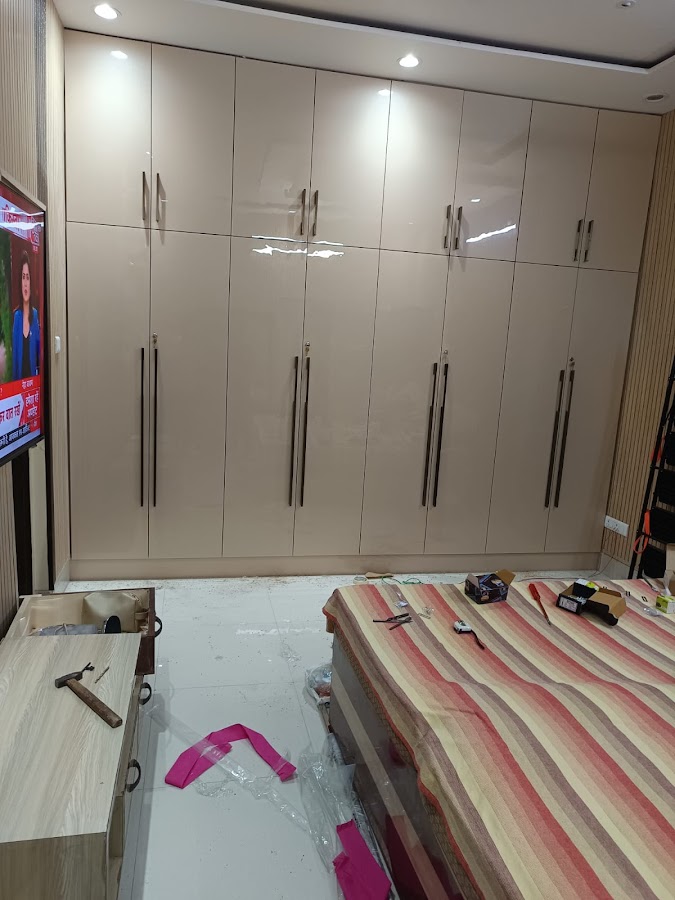 IK Interior - Carpenter in Chowk, 