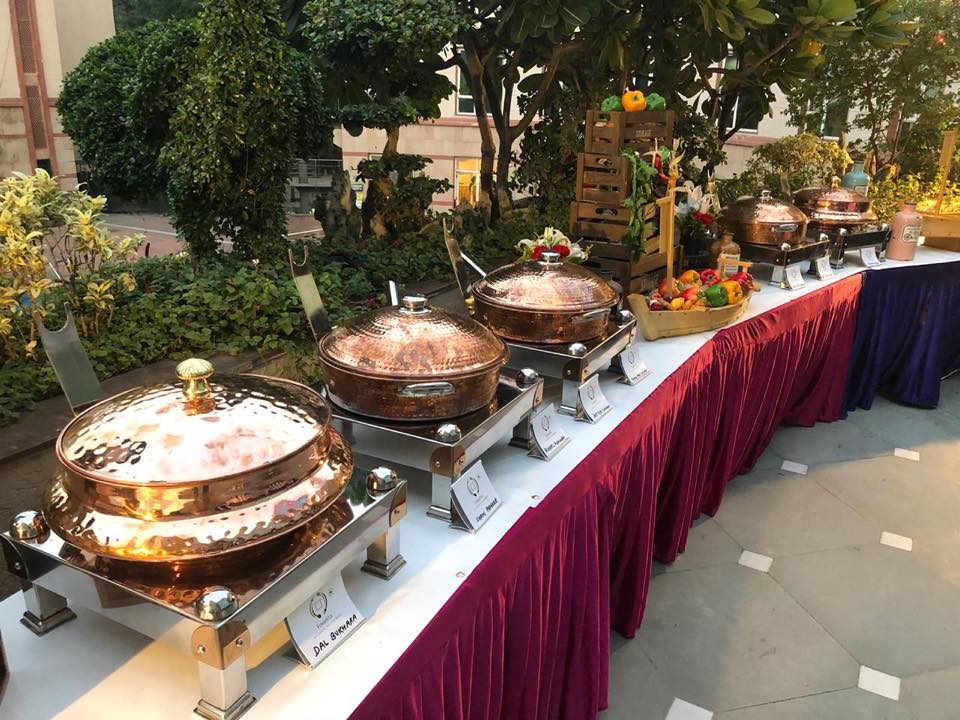 Legend Eats - Caterer in Charbagh, 