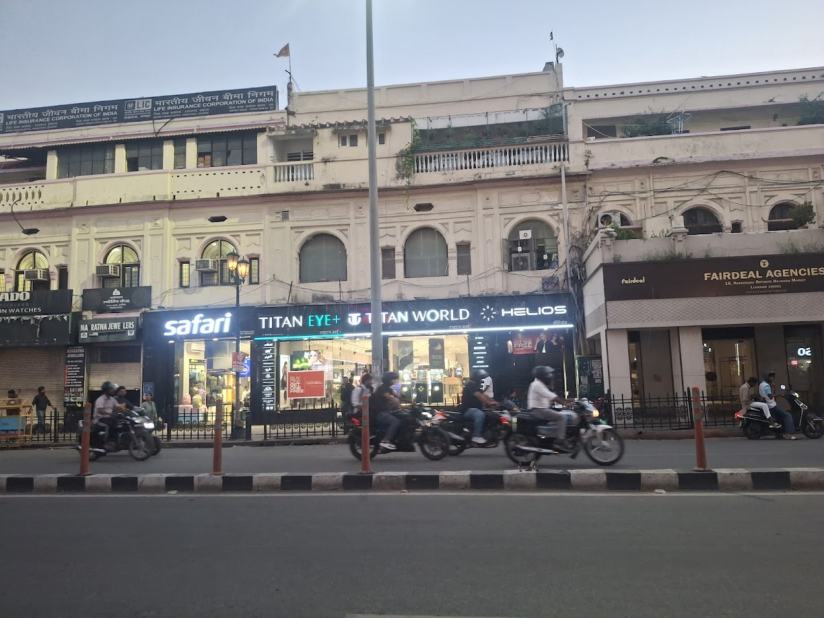 Hazratganj Halwasiya Market - Clothing Store in Hazratganj, 