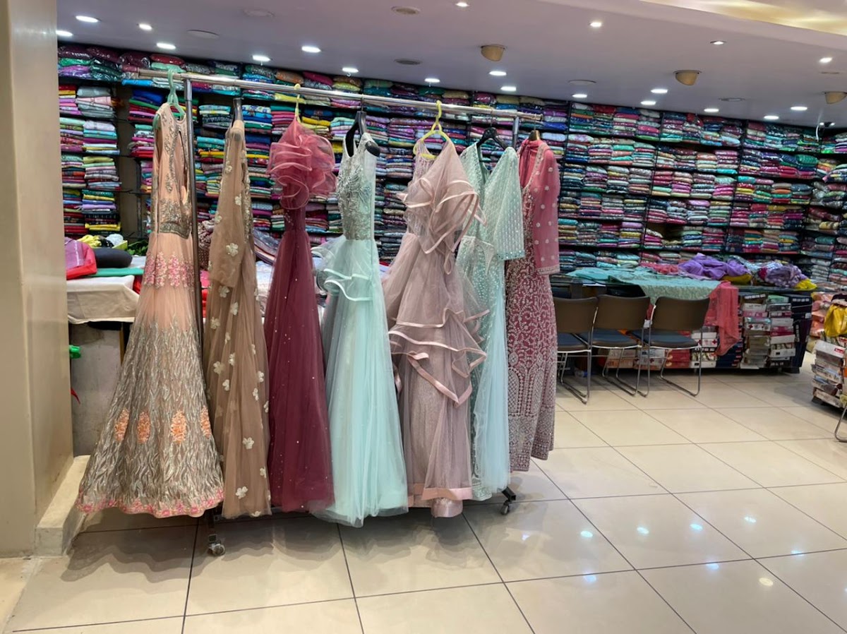 Sugnamal Aminabad - Clothing Store in Aminabad, 