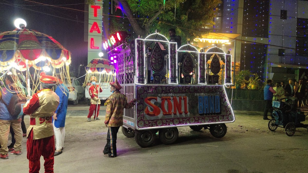 Soni Brass Band - DJ Service in Basmandi, 