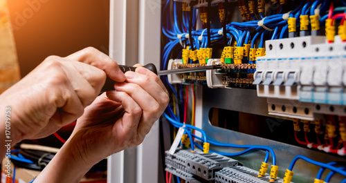 Arsh Electrical Service - Electrician in Victoria Street, 