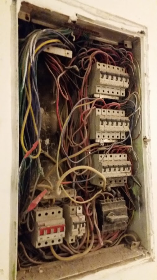 Home Services - Electrician in Indira Nagar, 