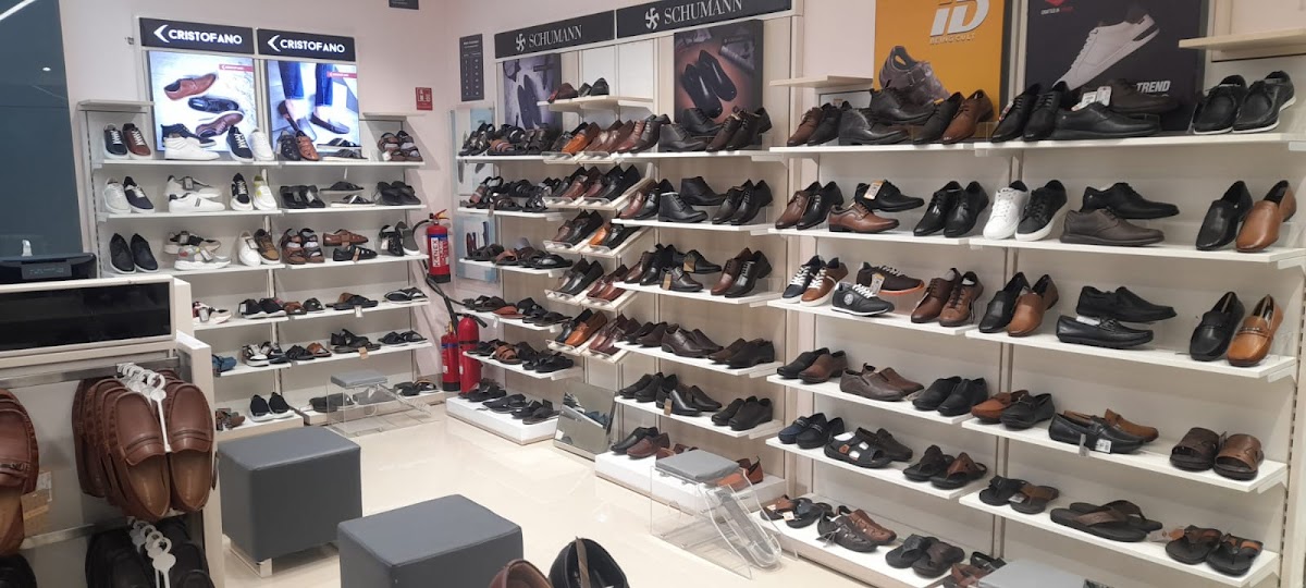 Trends Footwear - Footwear in Alambagh, 