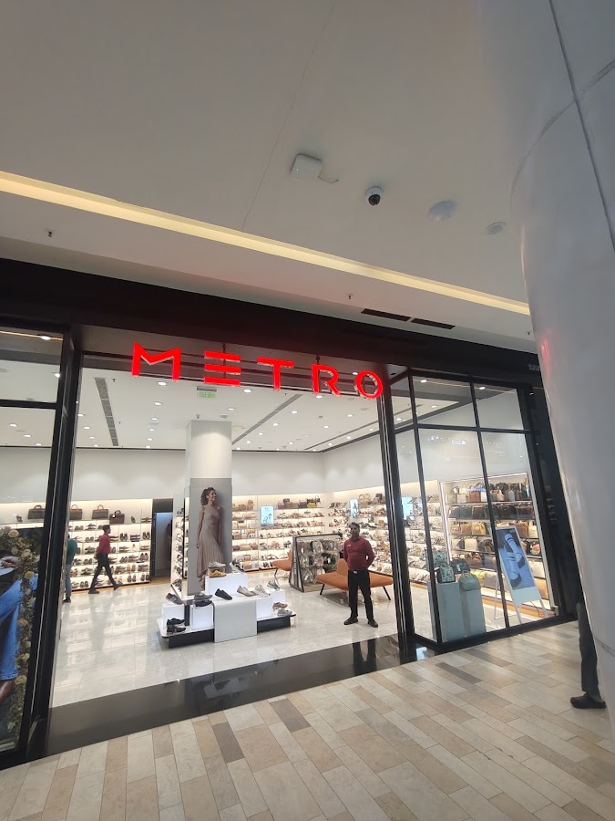 Metro Shoes - Footwear in Golf City, 