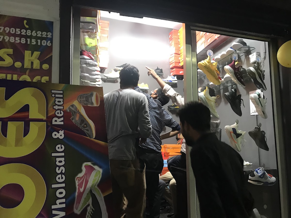 Sk Shoes Garments & Perfumes - Footwear in Yahiyaganj, 