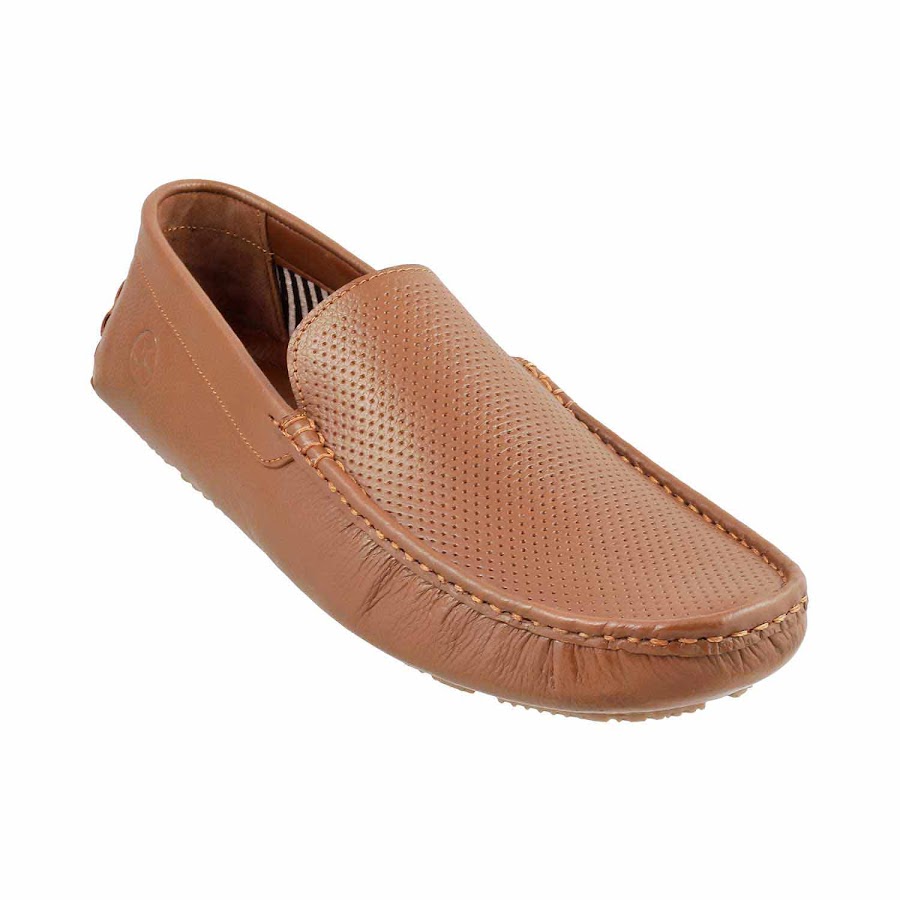 Mochi Shoes - Footwear in Gomti Nagar, 