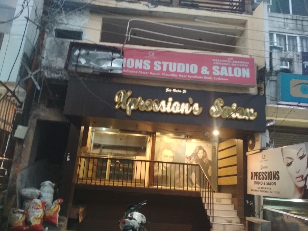 Xpression's Salon - Salson in LDA Colony, 