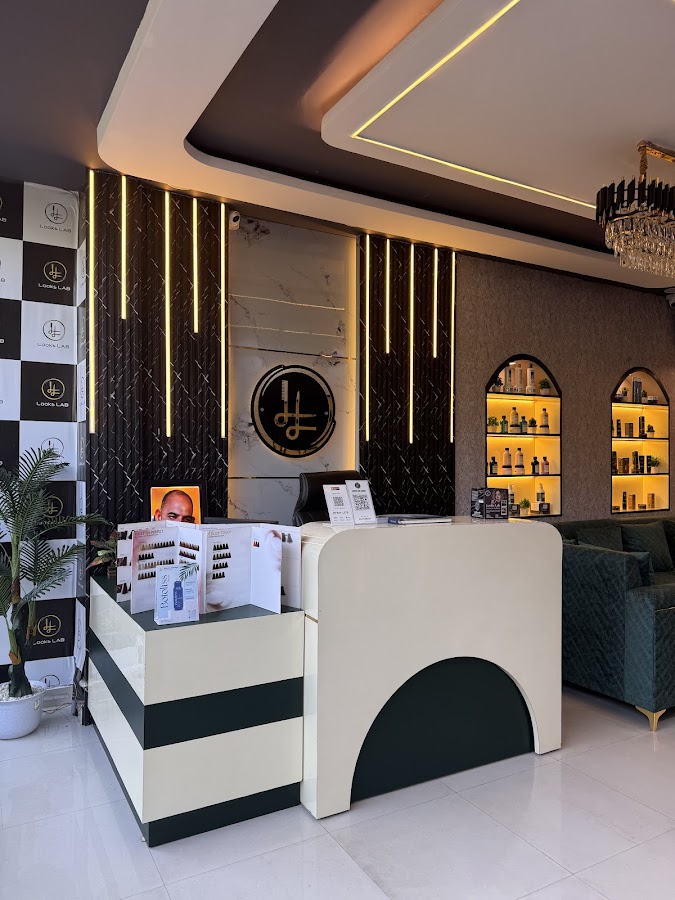 AR Home Beauty Salon - Salson in Hazratganj, 