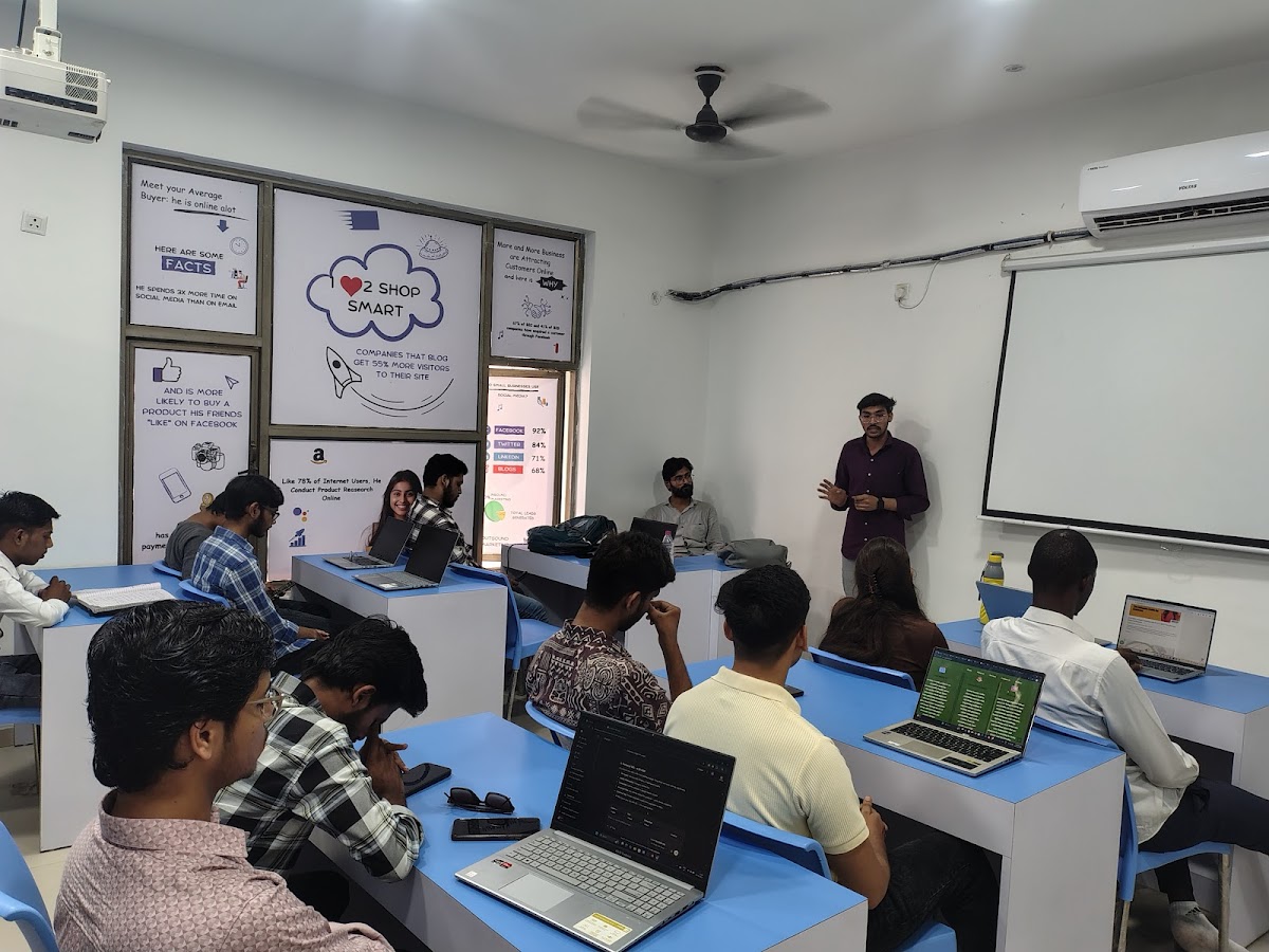 National Digital Marketing & Data Science Institute and Training - Education in Hazratganj, 
