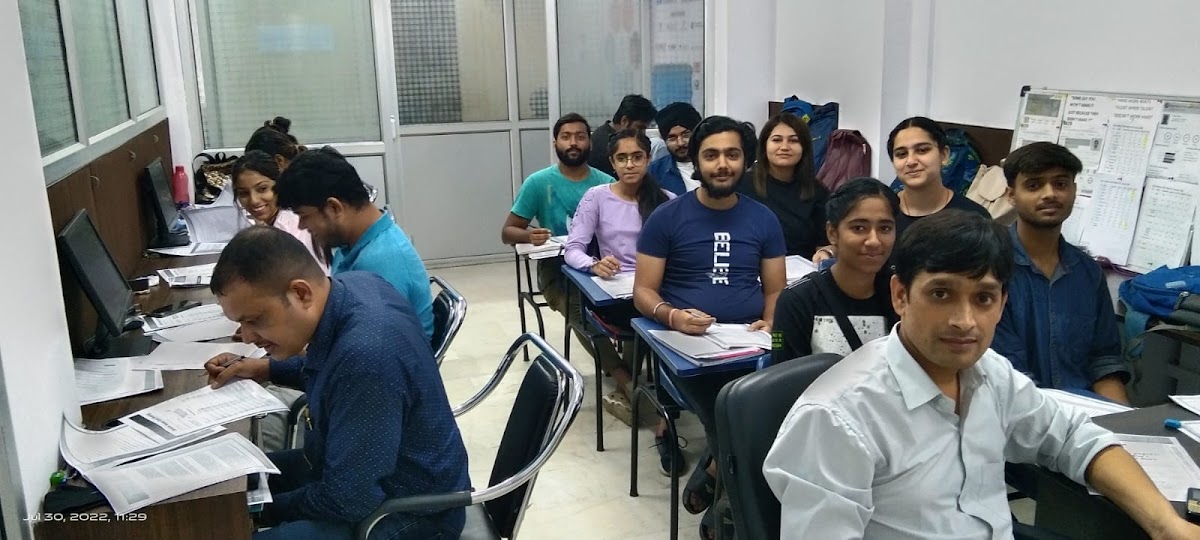 Meridean Overseas Education Consultants - Education in Hazratganj, 