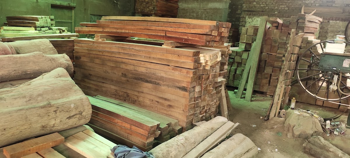 Lucknow Timber Pvt. Ltd. - Timber in Chauraha, 