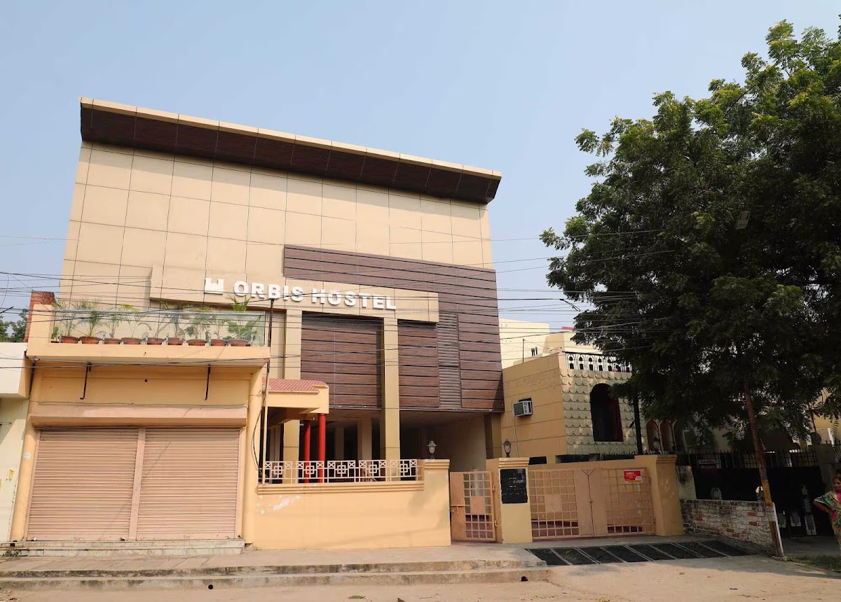 Orbis Hostel (Top Rated Girls Hostel) - PG / Hostels in Alambagh, 