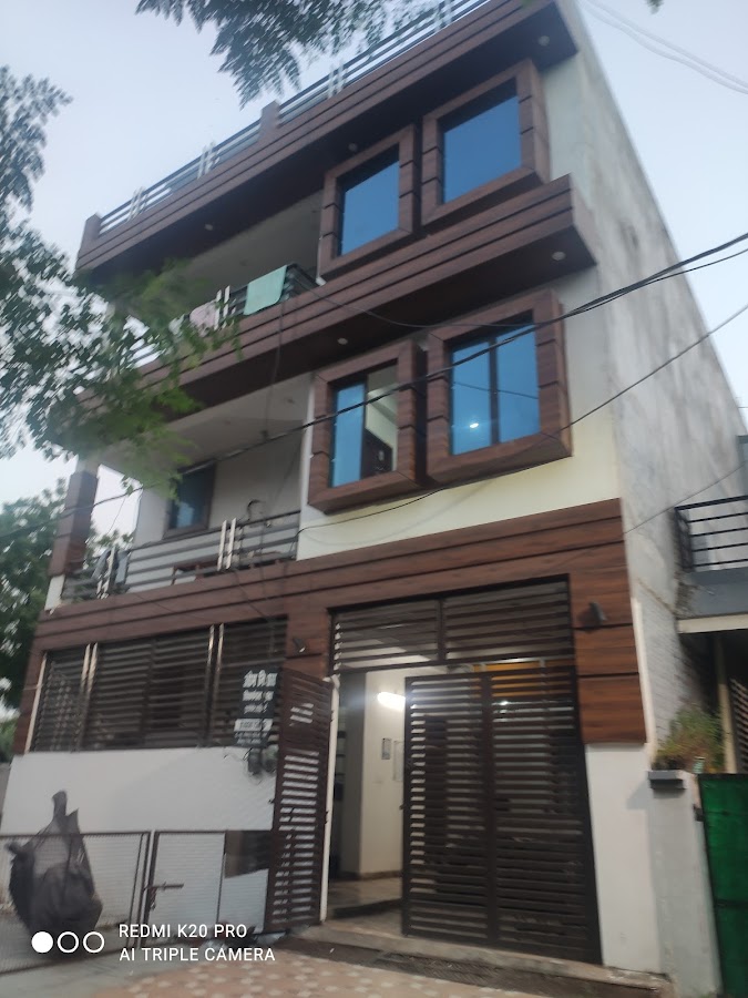 Omm PG - PG / Hostels in Aliganj, 