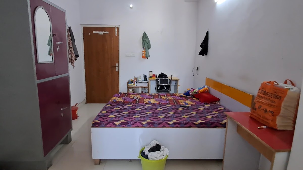 ANM Hostel - PG / Hostels in Uattardhona, 