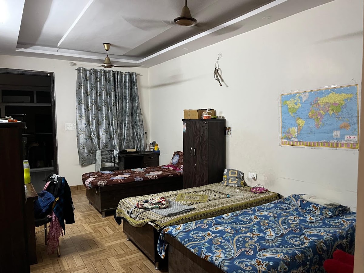 Devanshi Girls PG / Hostel - PG / Hostels in Nirala Nagar, 